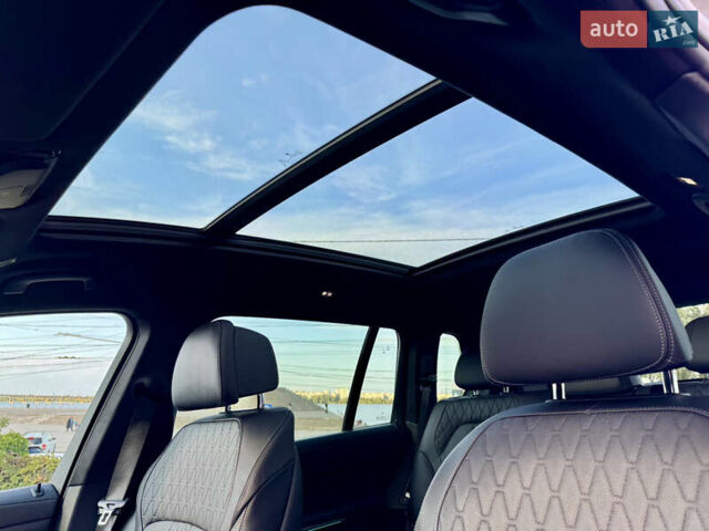 Белый БМВ X7, объемом двигателя 4.39 л и пробегом 19 тыс. км за 109999 $, фото 35 на Automoto.ua