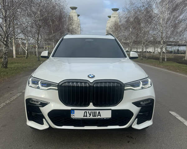 Белый БМВ X7, объемом двигателя 0 л и пробегом 66 тыс. км за 104444 $, фото 1 на Automoto.ua