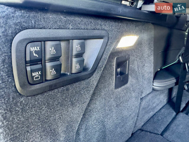 Белый БМВ X7, объемом двигателя 4.39 л и пробегом 19 тыс. км за 109999 $, фото 22 на Automoto.ua