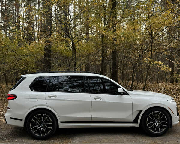 Білий БМВ X7, об'ємом двигуна 3 л та пробігом 60 тис. км за 99999 $, фото 13 на Automoto.ua
