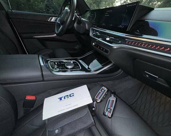 Белый БМВ X7, объемом двигателя 3 л и пробегом 24 тыс. км за 110000 $, фото 16 на Automoto.ua