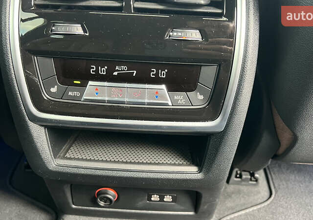 Белый БМВ X7, объемом двигателя 3 л и пробегом 115 тыс. км за 112000 $, фото 15 на Automoto.ua