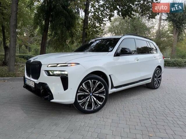 Белый БМВ X7, объемом двигателя 3 л и пробегом 24 тыс. км за 110000 $, фото 23 на Automoto.ua