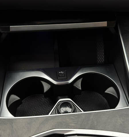 Білий БМВ X7, об'ємом двигуна 3 л та пробігом 60 тис. км за 99999 $, фото 21 на Automoto.ua