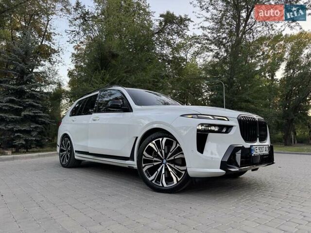 Белый БМВ X7, объемом двигателя 3 л и пробегом 24 тыс. км за 110000 $, фото 32 на Automoto.ua