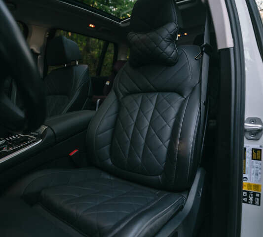 Белый БМВ X7, объемом двигателя 3 л и пробегом 73 тыс. км за 88000 $, фото 6 на Automoto.ua