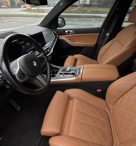 Білий БМВ X7, об'ємом двигуна 3 л та пробігом 60 тис. км за 99999 $, фото 34 на Automoto.ua