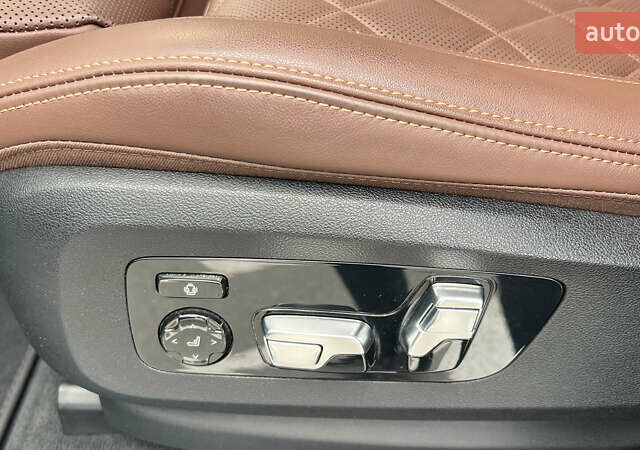 Белый БМВ X7, объемом двигателя 3 л и пробегом 115 тыс. км за 112000 $, фото 9 на Automoto.ua