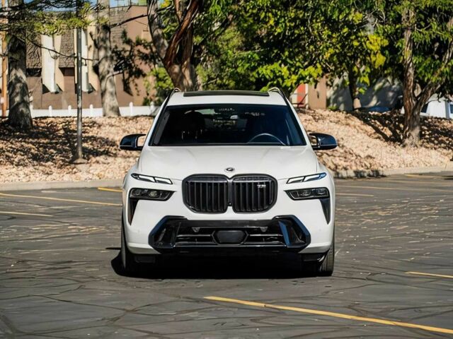 Белый БМВ X7, объемом двигателя 4.4 л и пробегом 17 тыс. км за 43000 $, фото 1 на Automoto.ua