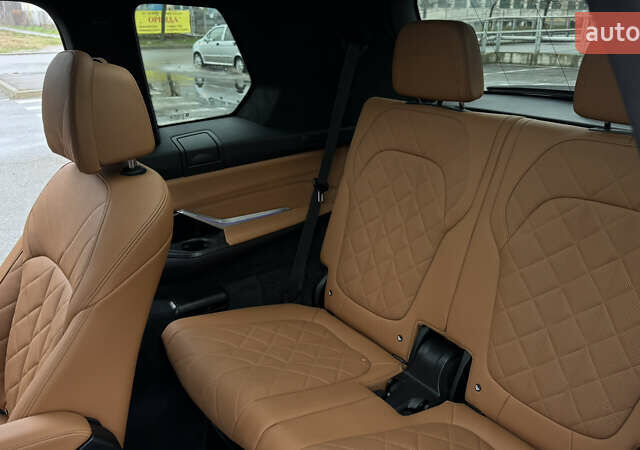 Білий БМВ X7, об'ємом двигуна 3 л та пробігом 60 тис. км за 99999 $, фото 67 на Automoto.ua