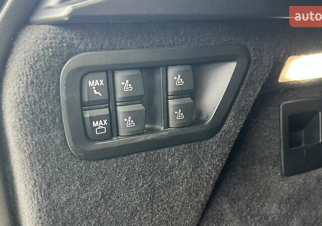 Белый БМВ X7, объемом двигателя 3 л и пробегом 115 тыс. км за 115000 $, фото 30 на Automoto.ua