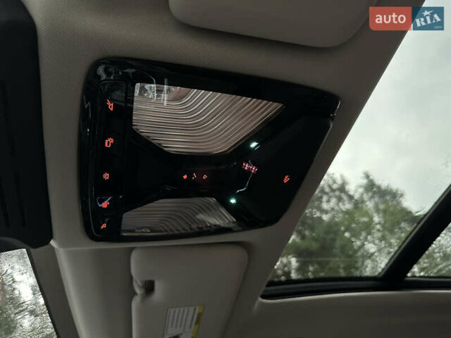 Белый БМВ X7, объемом двигателя 3 л и пробегом 11 тыс. км за 95000 $, фото 32 на Automoto.ua