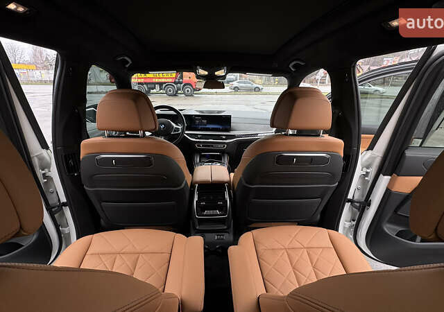 Білий БМВ X7, об'ємом двигуна 3 л та пробігом 60 тис. км за 99999 $, фото 55 на Automoto.ua