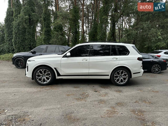 Белый БМВ X7, объемом двигателя 3 л и пробегом 11 тыс. км за 95000 $, фото 22 на Automoto.ua