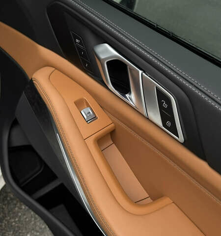 Білий БМВ X7, об'ємом двигуна 3 л та пробігом 60 тис. км за 99999 $, фото 33 на Automoto.ua