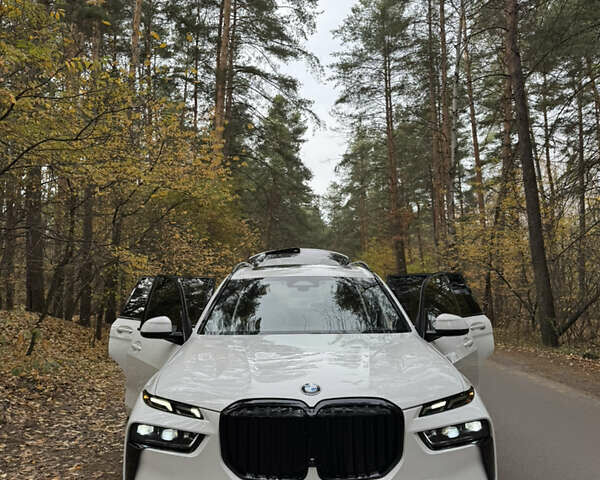 Білий БМВ X7, об'ємом двигуна 3 л та пробігом 60 тис. км за 99999 $, фото 12 на Automoto.ua