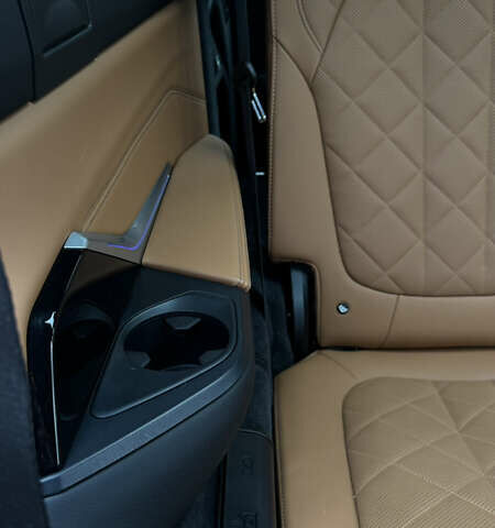 Білий БМВ X7, об'ємом двигуна 3 л та пробігом 60 тис. км за 99999 $, фото 64 на Automoto.ua