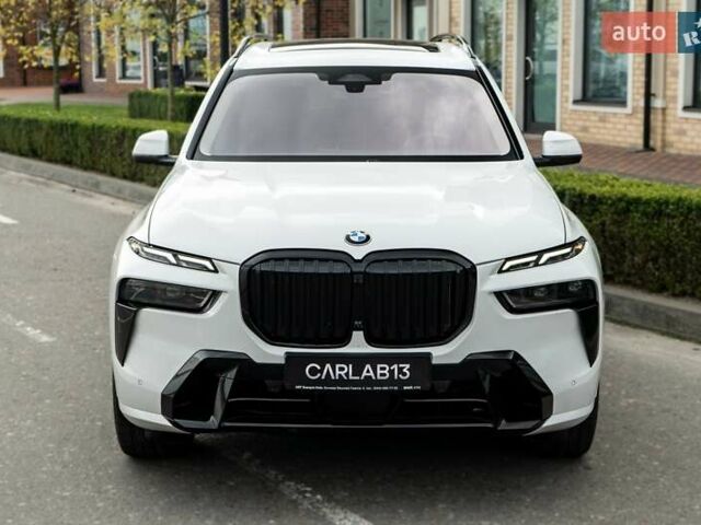 Белый БМВ X7, объемом двигателя 3 л и пробегом 75 тыс. км за 86000 $, фото 4 на Automoto.ua