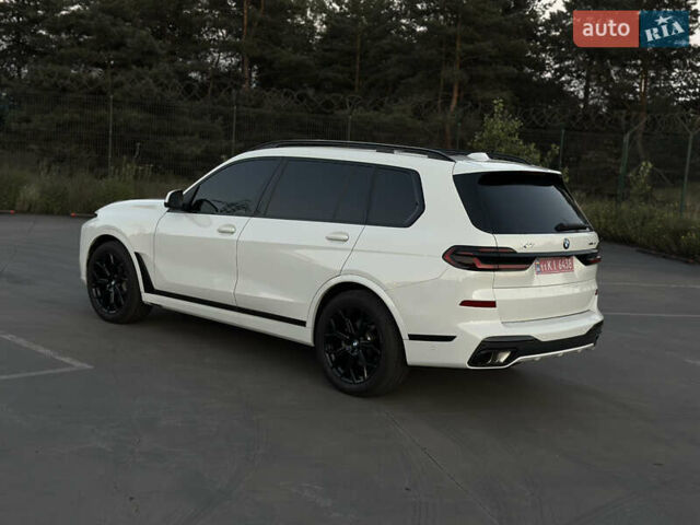 Белый БМВ X7, объемом двигателя 3 л и пробегом 11 тыс. км за 95000 $, фото 3 на Automoto.ua