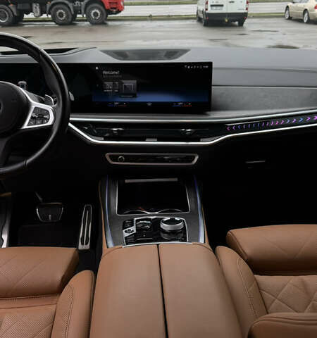 Білий БМВ X7, об'ємом двигуна 3 л та пробігом 60 тис. км за 99999 $, фото 40 на Automoto.ua