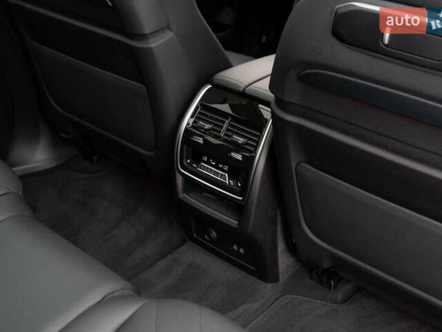 Белый БМВ X7, объемом двигателя 3 л и пробегом 75 тыс. км за 86000 $, фото 41 на Automoto.ua