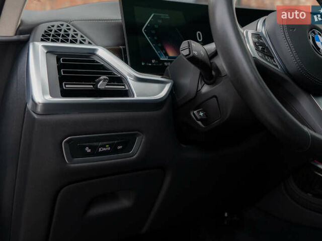 Белый БМВ X7, объемом двигателя 3 л и пробегом 75 тыс. км за 86000 $, фото 32 на Automoto.ua