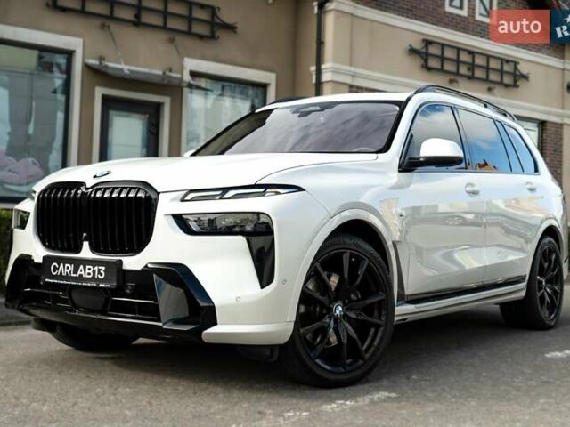Белый БМВ X7, объемом двигателя 3 л и пробегом 75 тыс. км за 86000 $, фото 1 на Automoto.ua