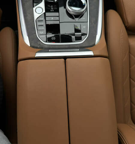 Білий БМВ X7, об'ємом двигуна 3 л та пробігом 60 тис. км за 99999 $, фото 20 на Automoto.ua