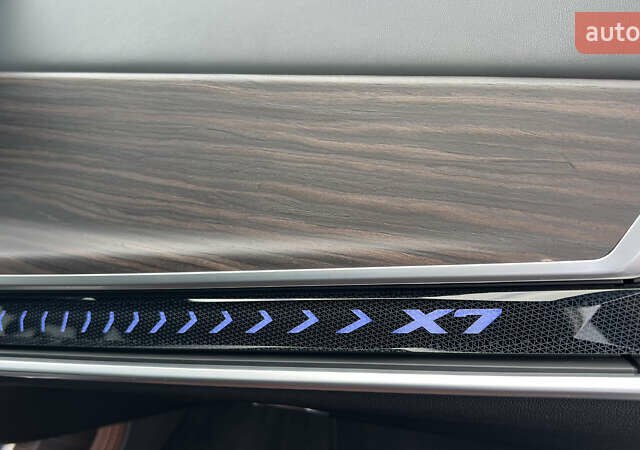 Белый БМВ X7, объемом двигателя 3 л и пробегом 115 тыс. км за 112000 $, фото 17 на Automoto.ua