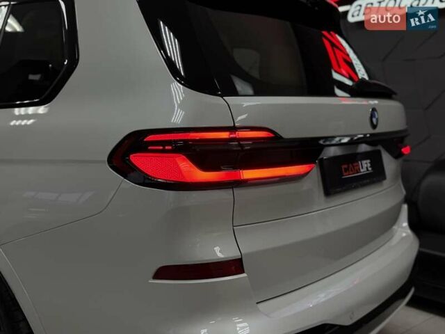 Белый БМВ X7, объемом двигателя 3 л и пробегом 1 тыс. км за 146900 $, фото 27 на Automoto.ua