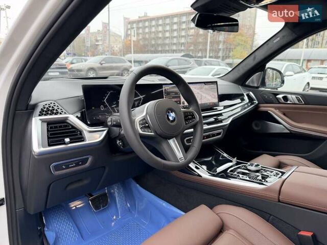 Білий БМВ X7, об'ємом двигуна 3 л та пробігом 1 тис. км за 153500 $, фото 20 на Automoto.ua