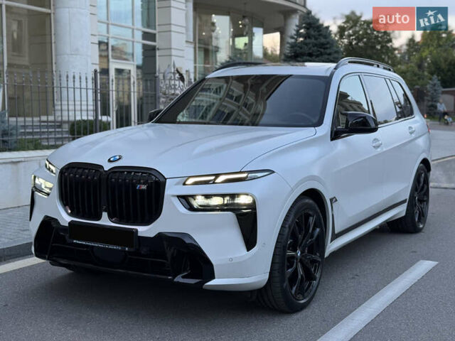 Белый БМВ X7, объемом двигателя 4.39 л и пробегом 35 тыс. км за 149900 $, фото 2 на Automoto.ua