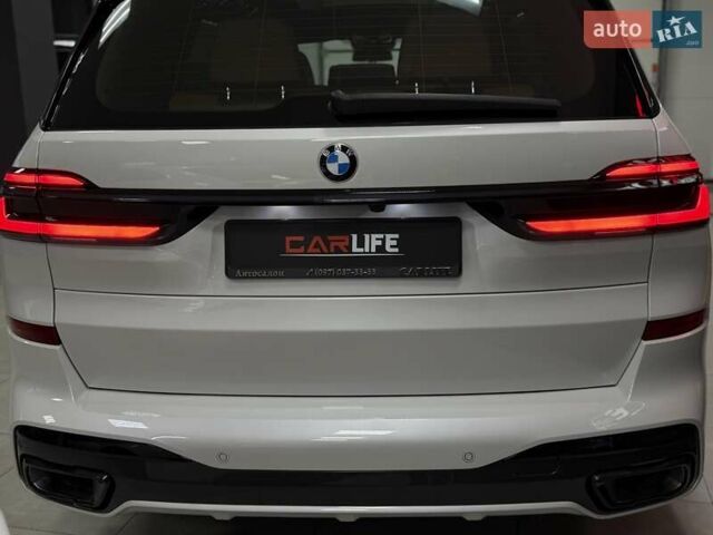 Белый БМВ X7, объемом двигателя 3 л и пробегом 1 тыс. км за 146900 $, фото 25 на Automoto.ua