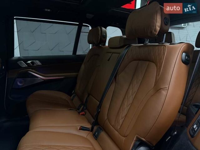 Белый БМВ X7, объемом двигателя 3 л и пробегом 1 тыс. км за 146900 $, фото 54 на Automoto.ua