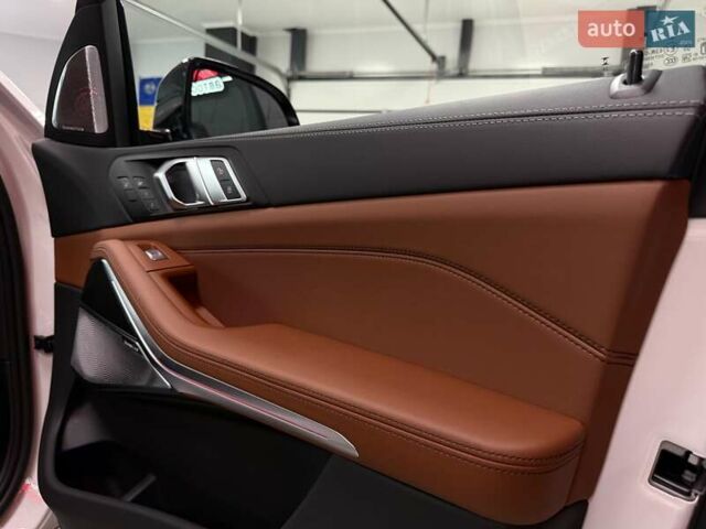 Белый БМВ X7, объемом двигателя 3 л и пробегом 1 тыс. км за 157500 $, фото 69 на Automoto.ua