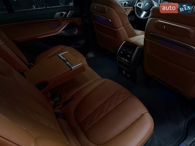 Белый БМВ X7, объемом двигателя 3 л и пробегом 1 тыс. км за 157500 $, фото 67 на Automoto.ua