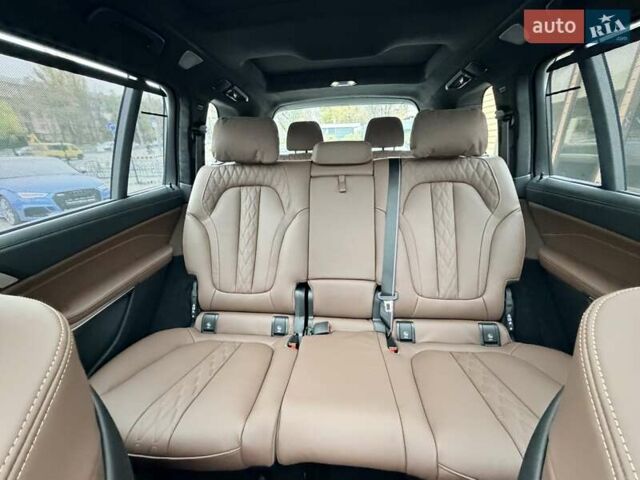 Білий БМВ X7, об'ємом двигуна 3 л та пробігом 1 тис. км за 153500 $, фото 26 на Automoto.ua