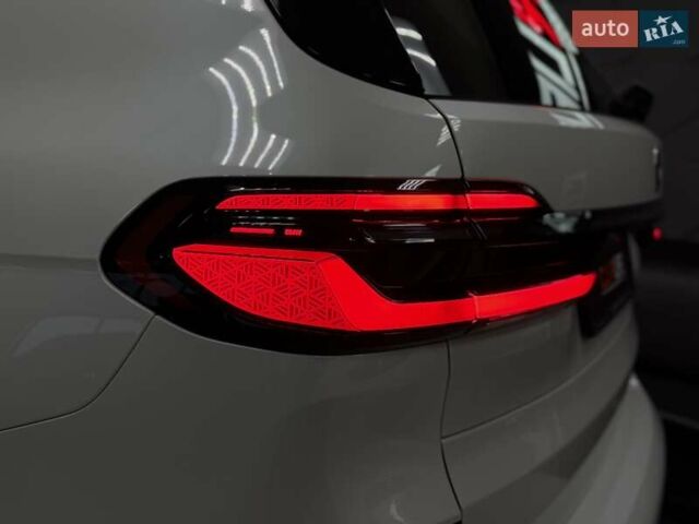 Белый БМВ X7, объемом двигателя 3 л и пробегом 1 тыс. км за 146900 $, фото 28 на Automoto.ua