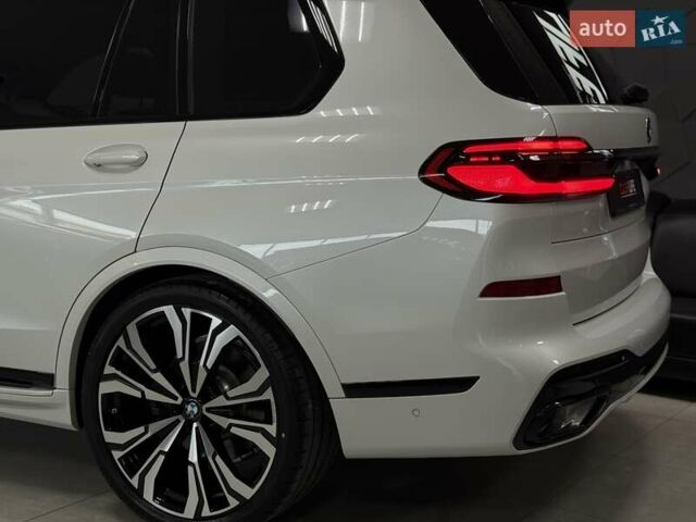 Белый БМВ X7, объемом двигателя 3 л и пробегом 1 тыс. км за 157500 $, фото 31 на Automoto.ua