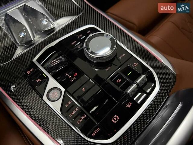 Белый БМВ X7, объемом двигателя 3 л и пробегом 1 тыс. км за 146900 $, фото 43 на Automoto.ua