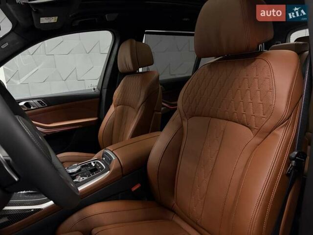 Белый БМВ X7, объемом двигателя 3 л и пробегом 1 тыс. км за 146900 $, фото 46 на Automoto.ua