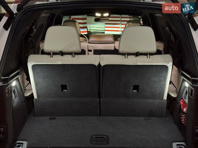 Белый БМВ X7, объемом двигателя 4.39 л и пробегом 35 тыс. км за 149900 $, фото 44 на Automoto.ua