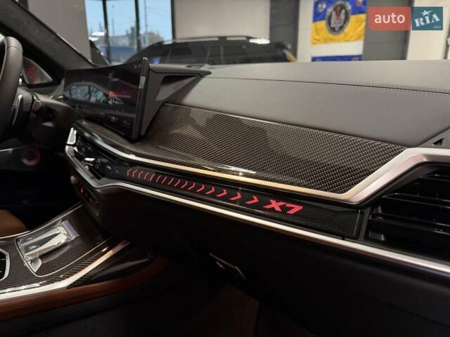 Белый БМВ X7, объемом двигателя 3 л и пробегом 1 тыс. км за 146900 $, фото 62 на Automoto.ua