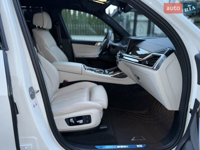 Белый БМВ X7, объемом двигателя 4.39 л и пробегом 35 тыс. км за 149900 $, фото 12 на Automoto.ua