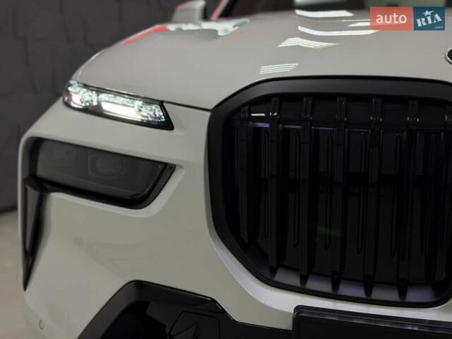Белый БМВ X7, объемом двигателя 3 л и пробегом 1 тыс. км за 146900 $, фото 7 на Automoto.ua