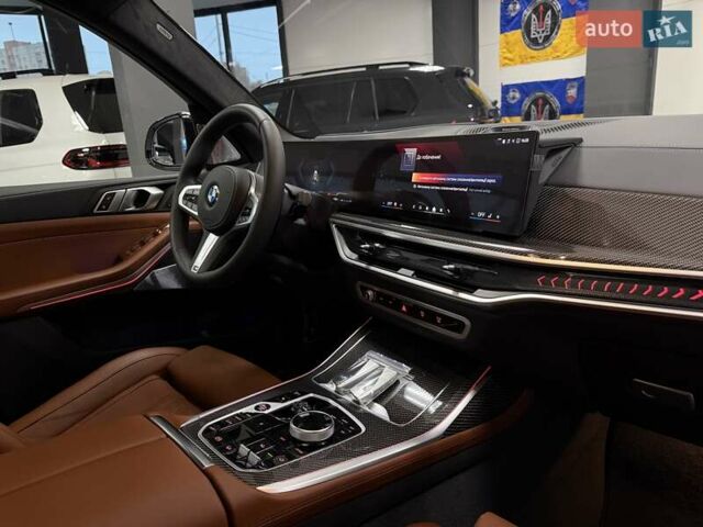 Белый БМВ X7, объемом двигателя 3 л и пробегом 1 тыс. км за 146900 $, фото 61 на Automoto.ua