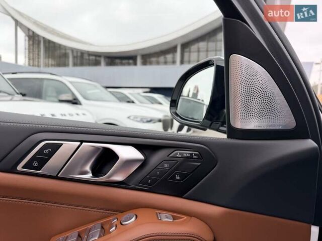 Белый БМВ X7, объемом двигателя 3 л и пробегом 1 тыс. км за 148999 $, фото 18 на Automoto.ua