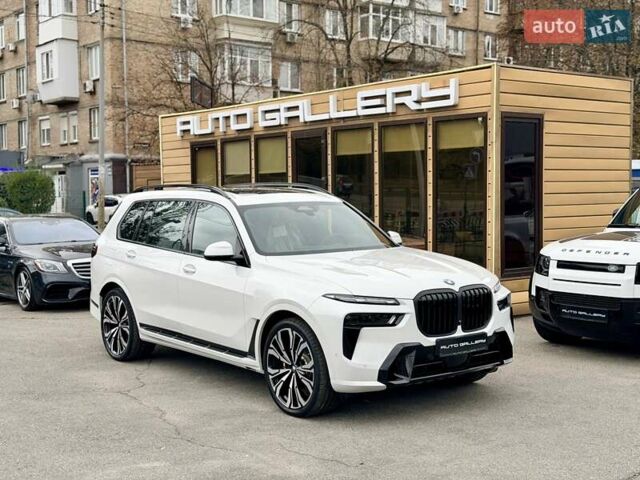 Белый БМВ X7, объемом двигателя 3 л и пробегом 1 тыс. км за 148999 $, фото 16 на Automoto.ua