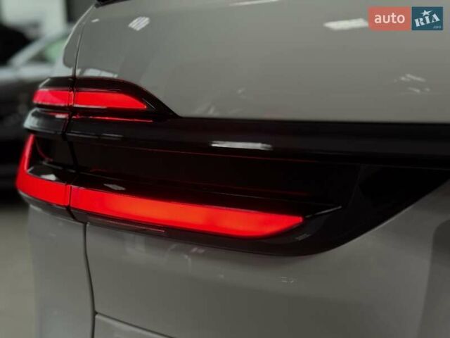 Белый БМВ X7, объемом двигателя 3 л и пробегом 1 тыс. км за 157500 $, фото 28 на Automoto.ua
