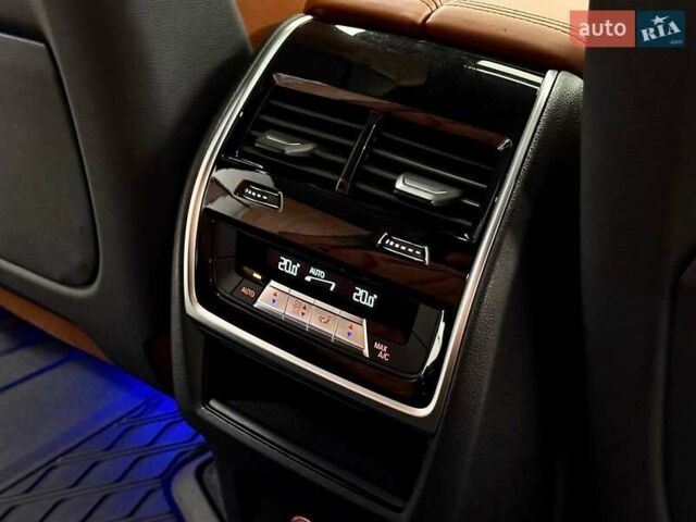 Бежевый БМВ X7, объемом двигателя 2.99 л и пробегом 157 тыс. км за 65800 $, фото 50 на Automoto.ua